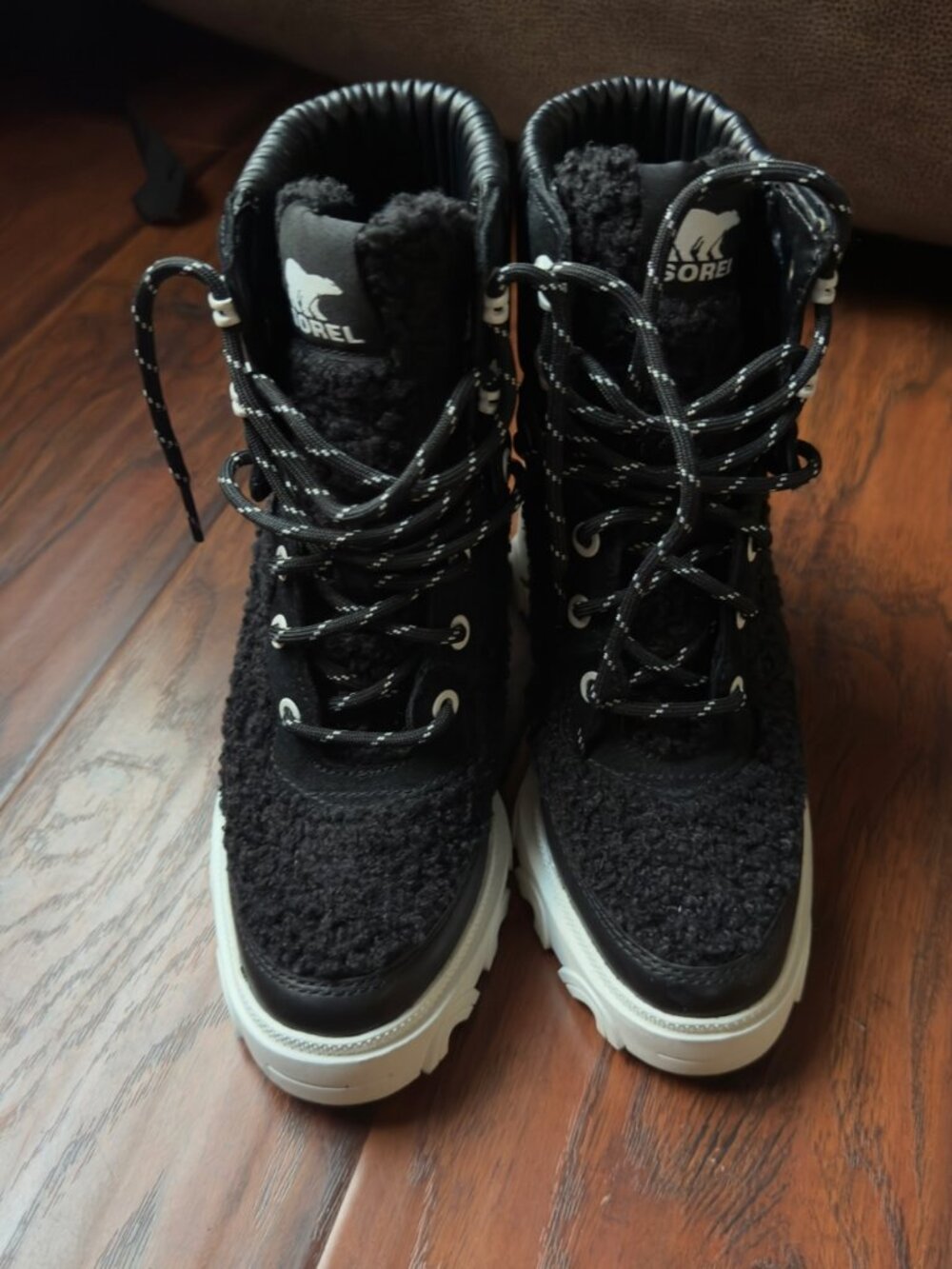 Sorel Womens Black Faux Fur Lace Up Winter Boots Size 7